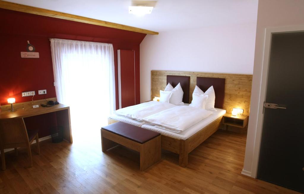 Rothweinhotel Wiesenbronn Εξωτερικό φωτογραφία